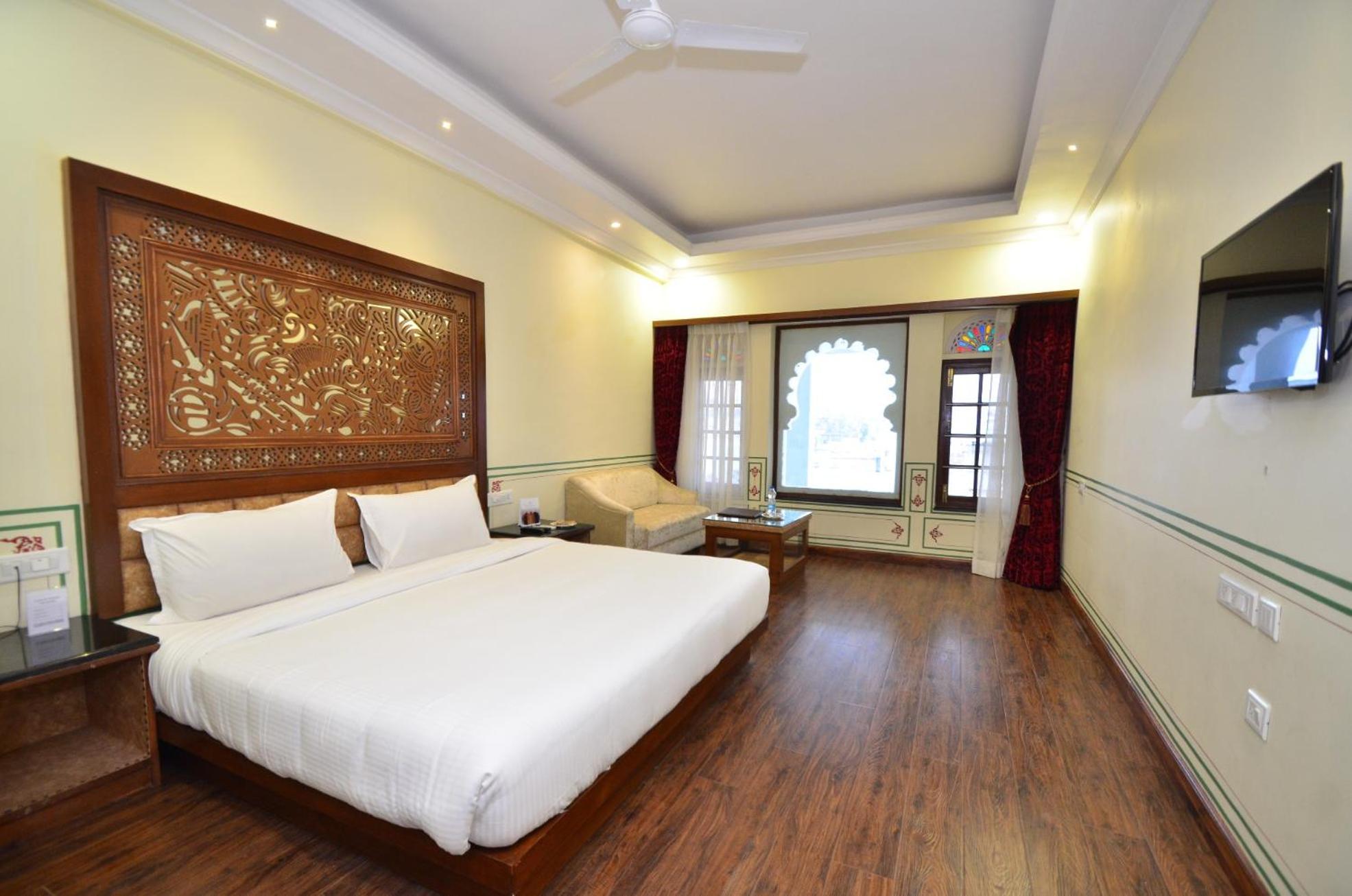 Hotel Aaram Mahal By Pachar Group Udajpur Exteriér fotografie