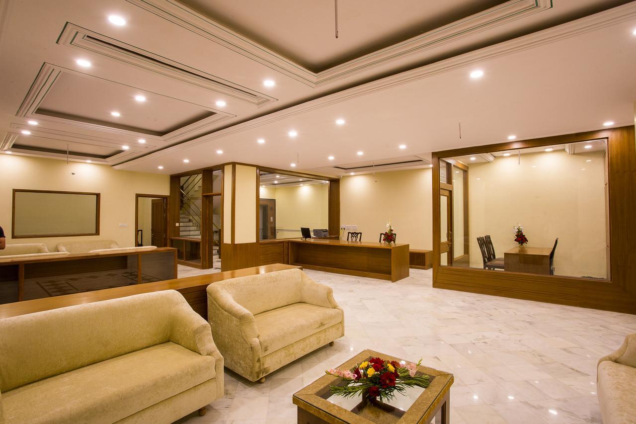 Hotel Aaram Mahal By Pachar Group Udajpur Exteriér fotografie