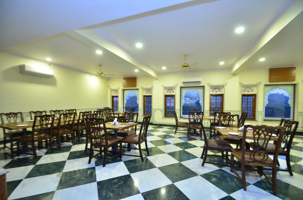 Hotel Aaram Mahal By Pachar Group Udajpur Exteriér fotografie